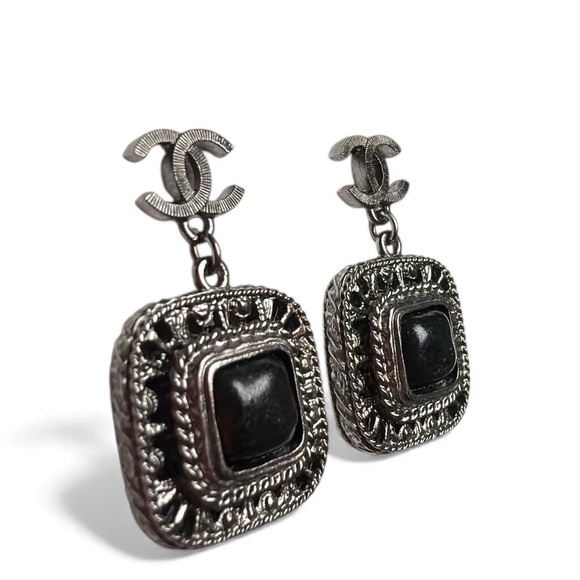 Chanel Silver Toned Filigree Frame and Black Square Stone 2009 Drop Earrings - Picture 3 of 5